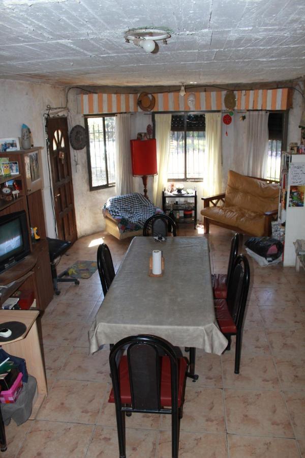 Hostel La Casa Del Patio Bb Bahía Blanca Kültér fotó